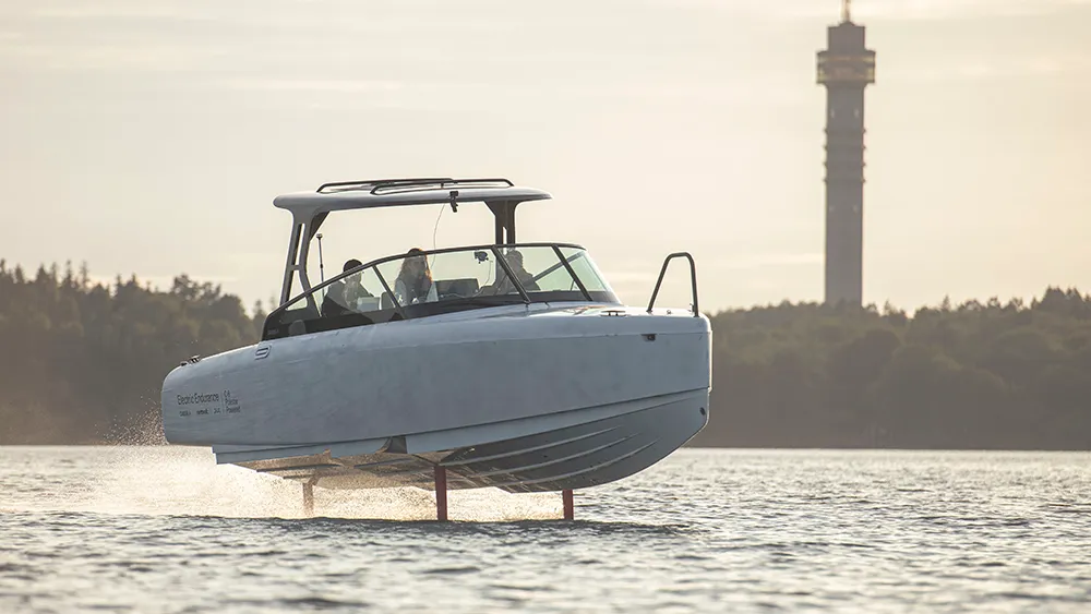 Candela C-8 Electric Boat Smashes World Record, Covers 483 Miles In 24 Hours
