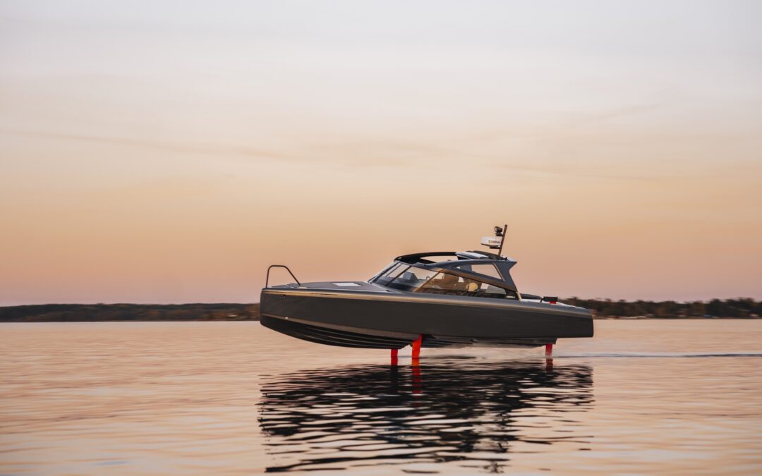 Candela C-8 wins European Powerboat of the Year 2023