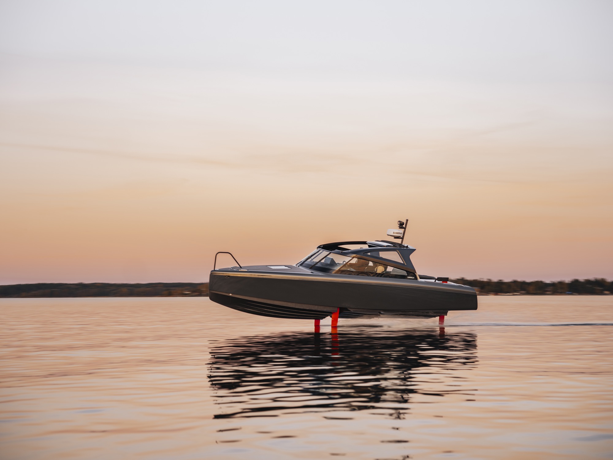 Candela C-8 wins European Powerboat of the Year 2023